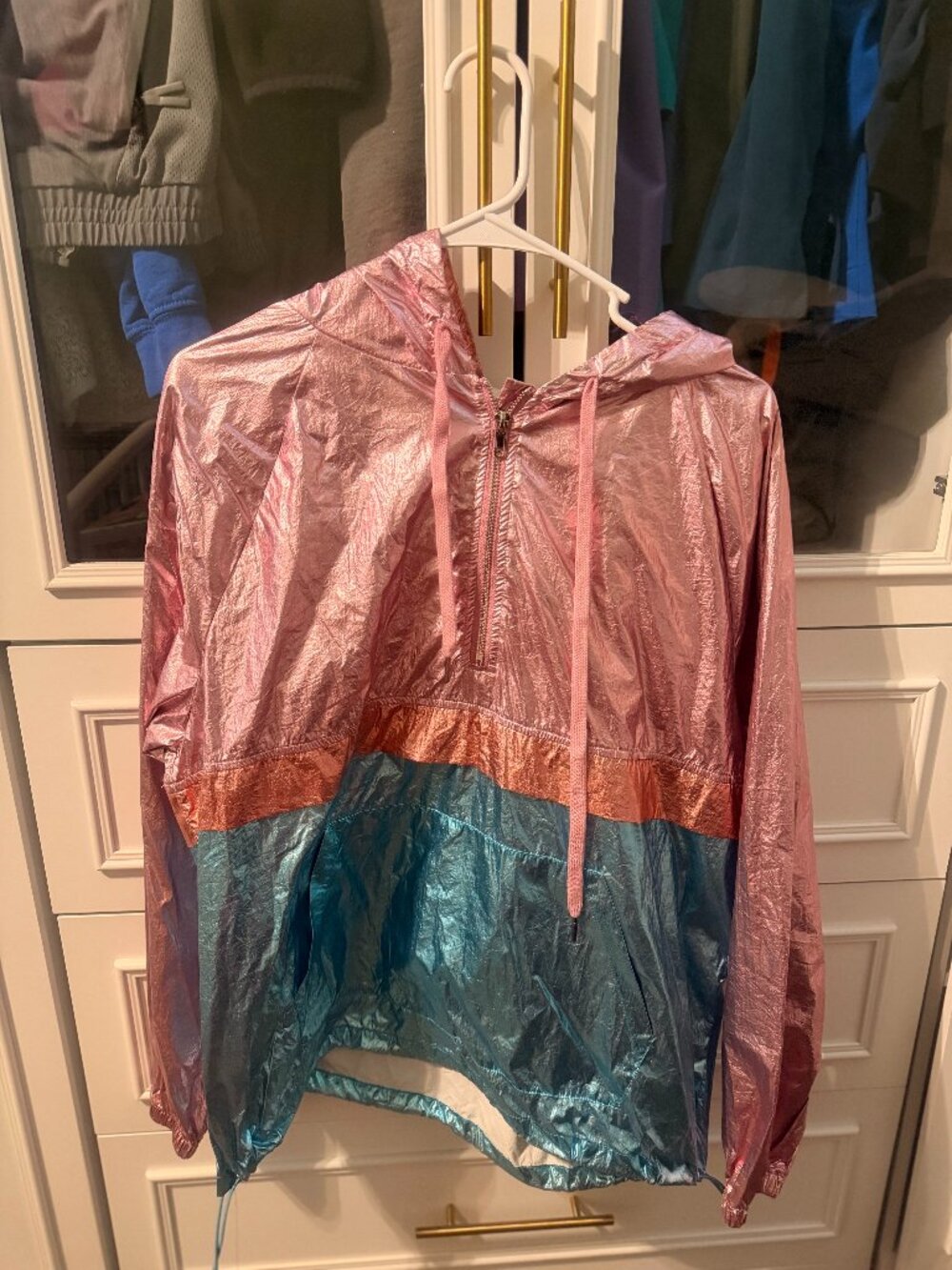 Boutique hooded quarter zip